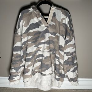 aerie camo hoodie